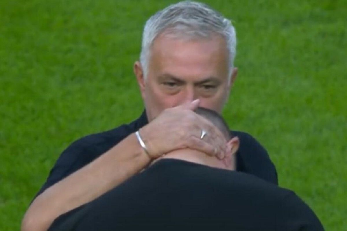 Wylewne przywitanie. Tego gestu Jose Mourinho nikt się nie spodziewał