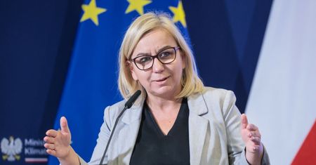 Minister zapowiedziała pożyczkę dla powodzian. W sieci burza. Wyjaśniamy