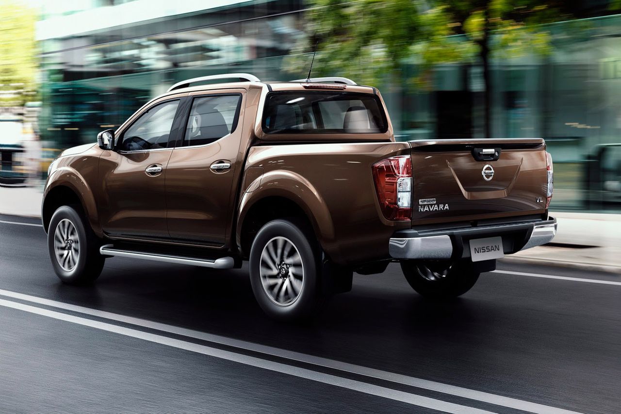 Nowy Nissan Navara - obszerna galeria producenta