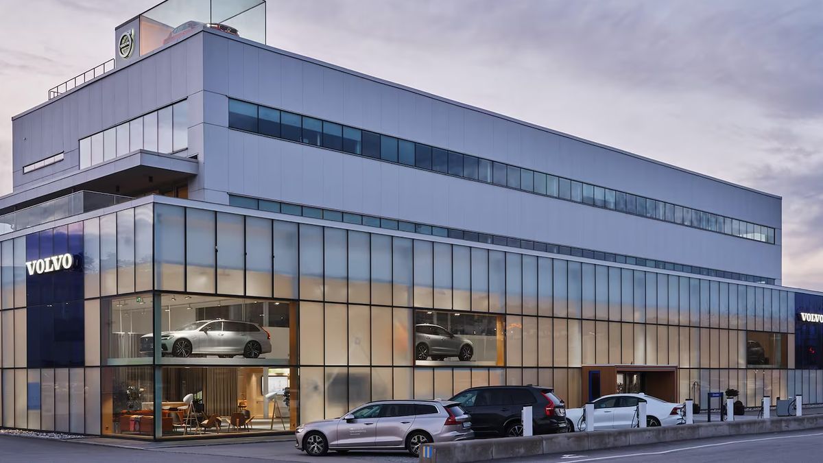 Tradycyjne salony sprzedaży nie są priorytetem marki