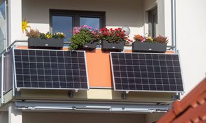 Fotowoltaika na balkonie. Policzyli, ile można zaoszczędzić na rachunkach
