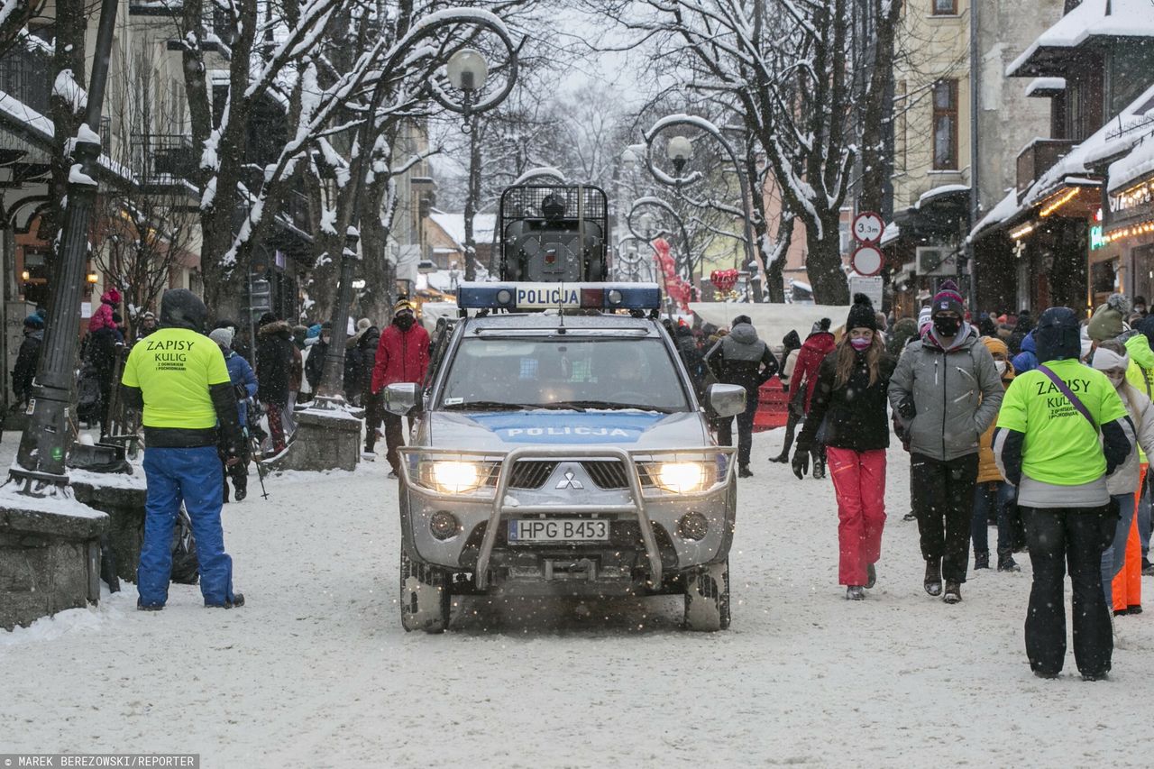 Sylwester w Zakopanem. Policja ściągnęła dodatkowe posiłki