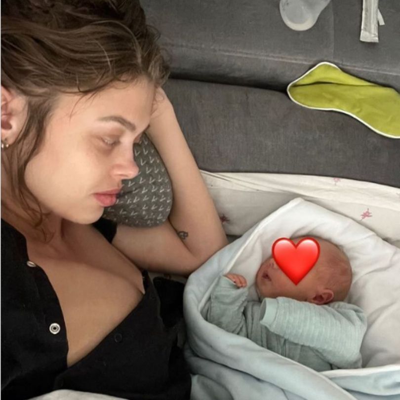 Joanna Opozda dziękuje kobietom za wsparcie i publikuje nowe zdjęcie z synem