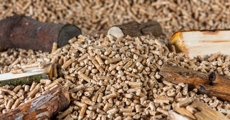 Masz w kotłowni pellet z ubiegłego sezonu? Zanim go użyjesz, sprawdź jedną rzecz
