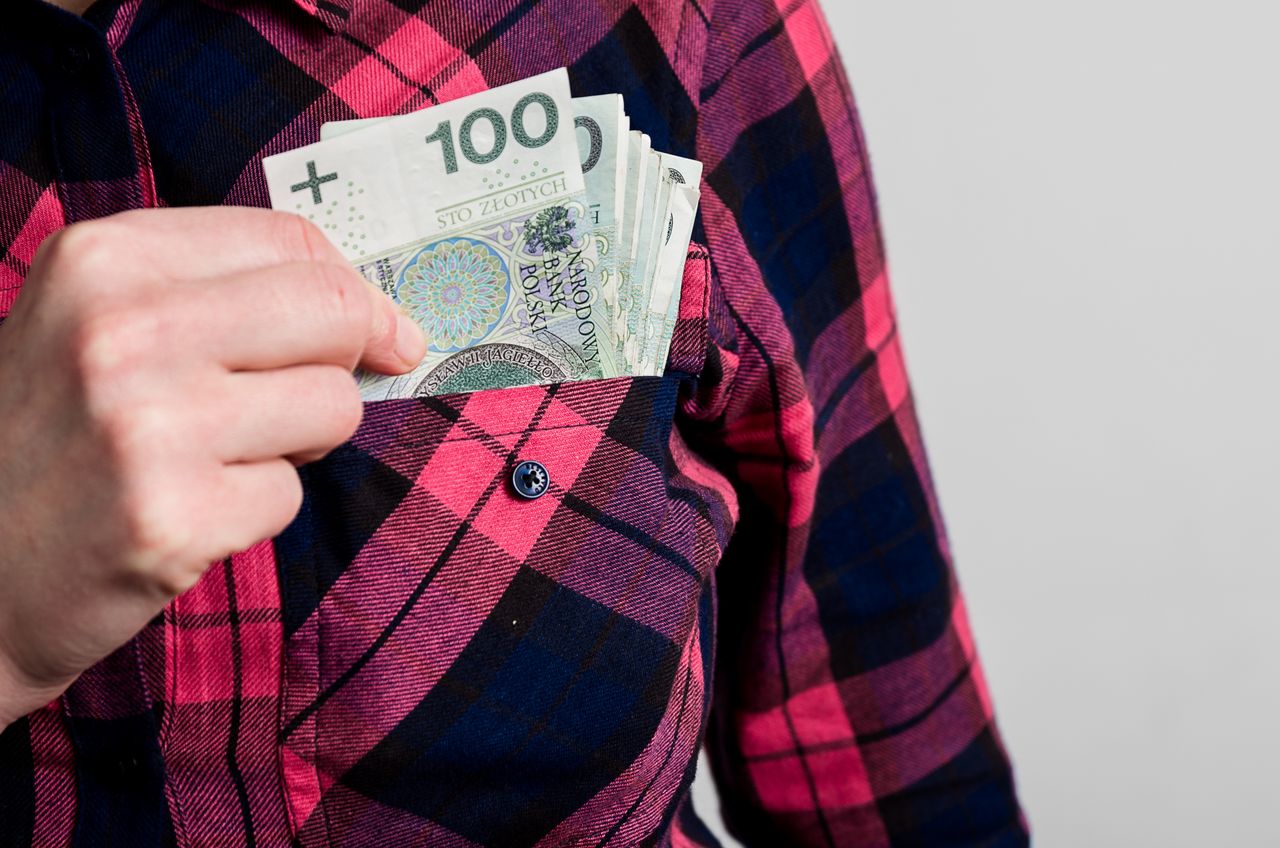 Pożyczka w rodzinie może być źródłem kłopotów. Jak się zabezpieczyć?