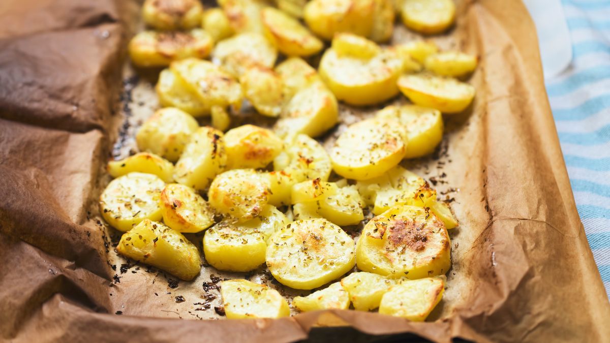 Pieczone ziemniaki w greckim stylu