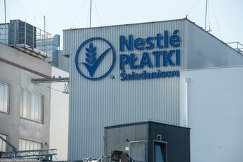 Gigant spożywczy zwolni tysiące osób. Co z zakładami w Polsce?