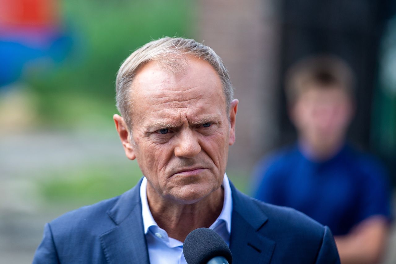 Tusk i Czarnek w sądzie w sprawie HiT-u. Lider PO: Bardzo się cieszę