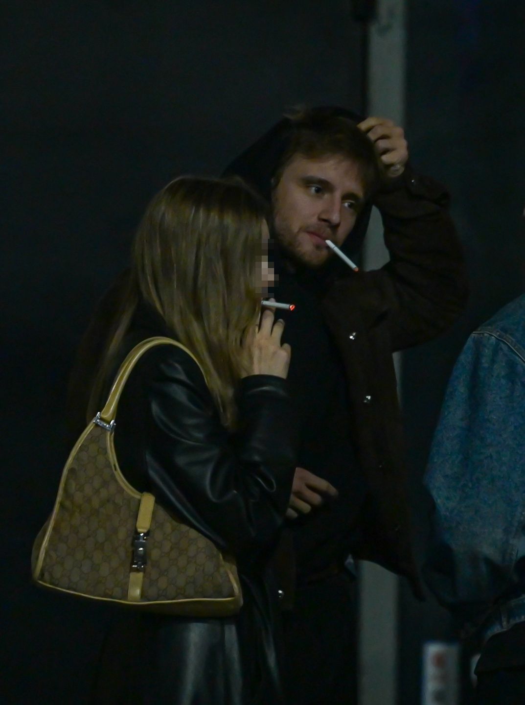 Maciej Musiał wywija w klubie z tajemniczą towarzyszką