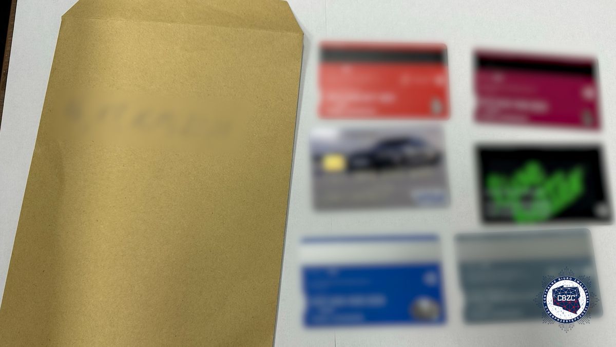 Akcja CBZC. Zatrzymano oszustów oferujących fałszywą pomoc