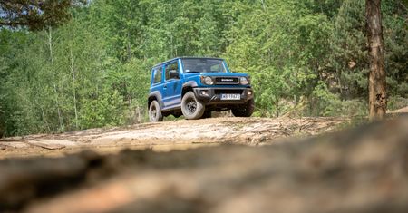 Test: Suzuki Jimny 1.5 VVT – przetrwać za wszelką cenę