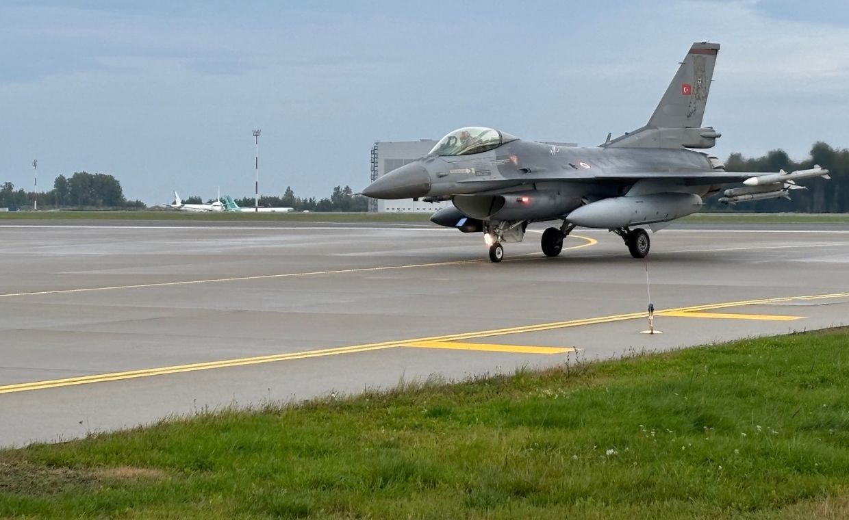Turecki F-16