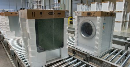 Branża w kryzysie. Producenci i sprzedawcy sprzętu AGD toną w długach