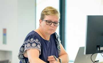 AI zastąpi polskich urzędników? Korzysta z niej co drugi