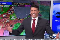 Ta prognoza pogody przejdzie do historii. Prezenter nie mógł się opanować. W studiu rozpętał się chaos