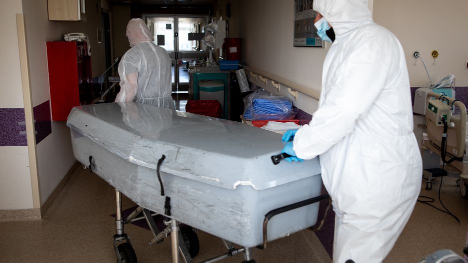 IV fala epidemii. Jest nowa prognoza o liczbie zgonów w najbliższych tygodniach