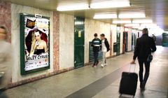 Ströer będzie obsługiwać reklamowo citylighty przy Dworcu Centralnym w Warszawie