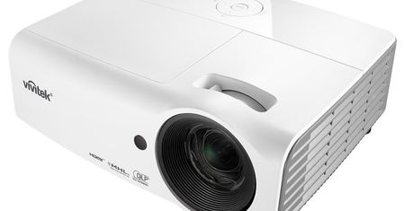 100-calowe Full HD z 1,5 metra - projektor Vivitek DH559ST