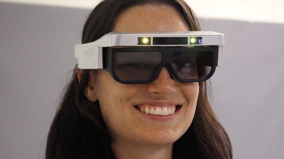 Rozszerzona rzeczywistość dla graczy – okulary castAR trafiły do pierwszych klientów! 1