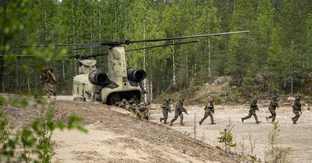 Współpraca w ramach NATO. Tak Szwecja pomaga Finlandii