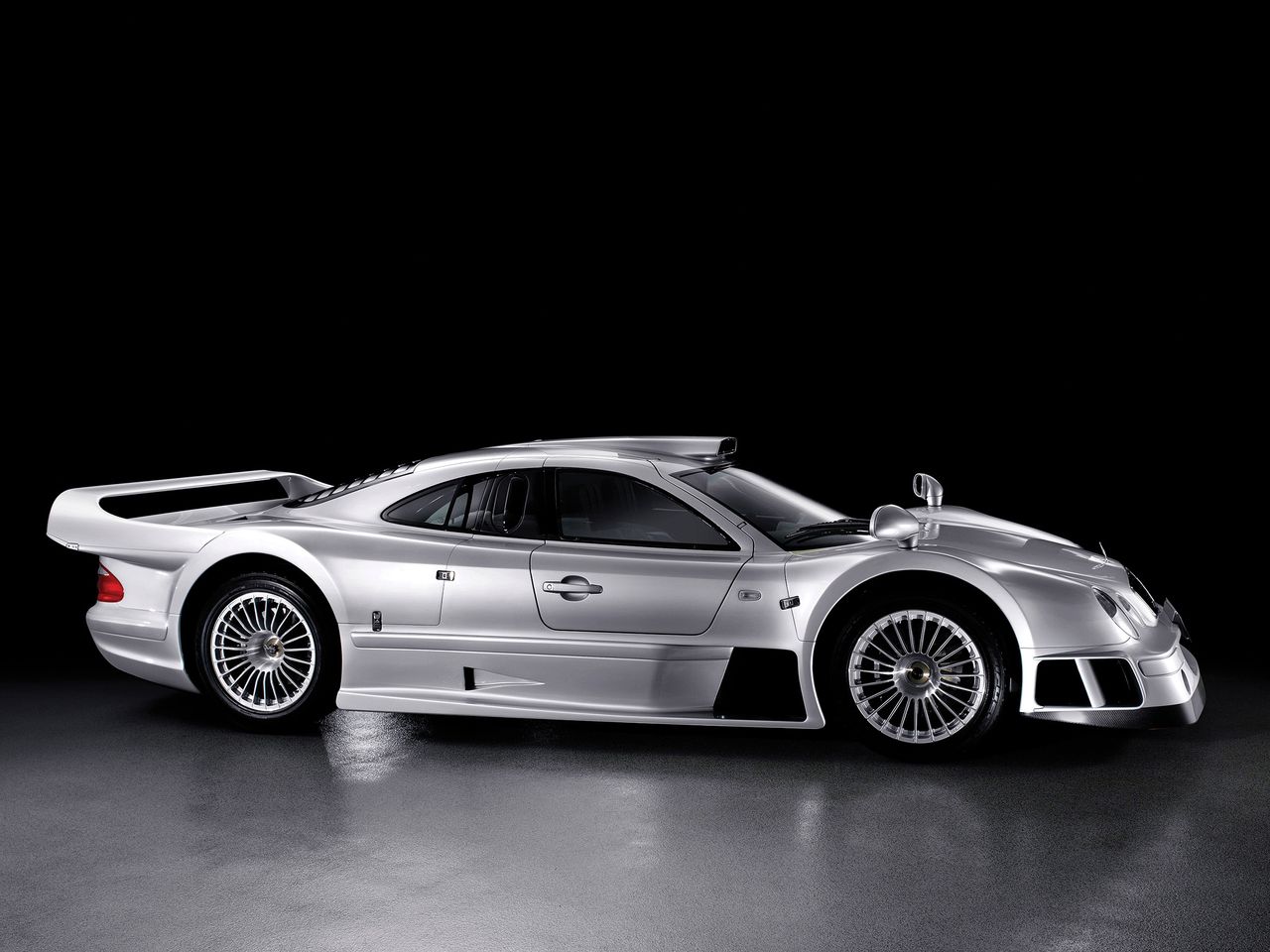 Mercedes-Benz CLK GTR 7.3 fot.1