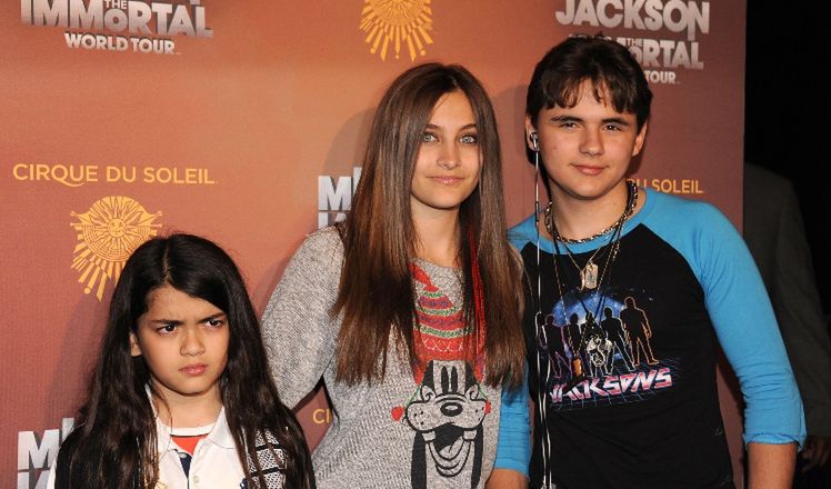 Dzieci Michaela Jacksona na premierze spektaklu o "Królu Popu"