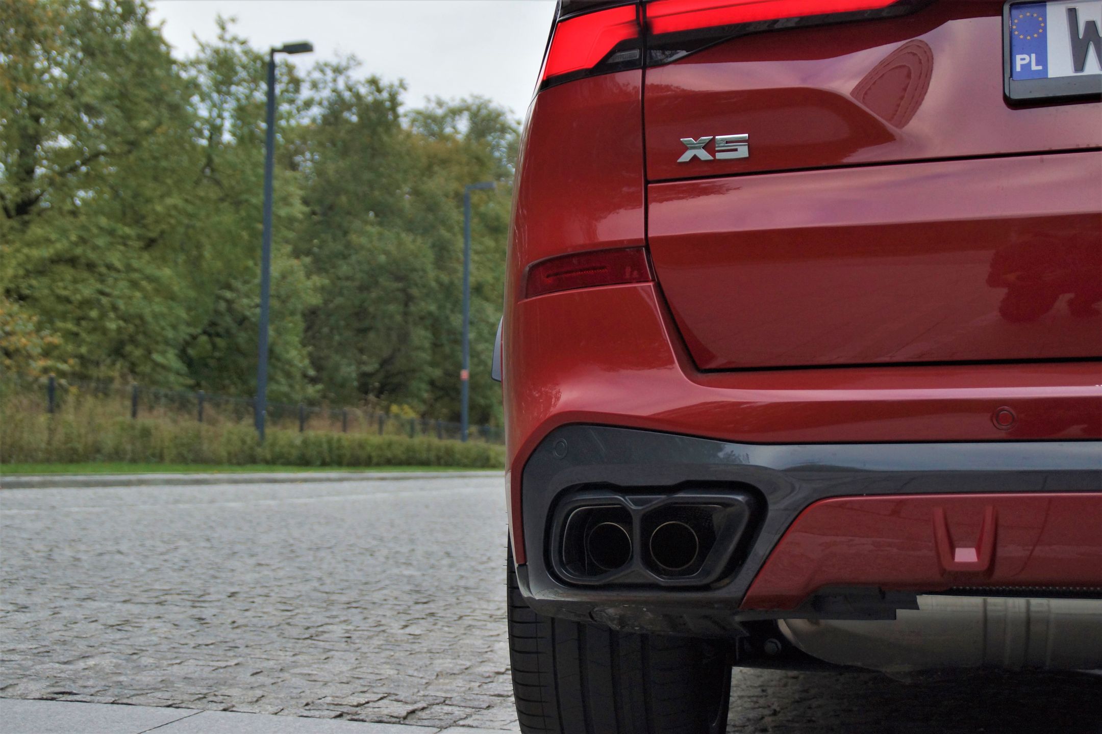 BMW X5 M60i