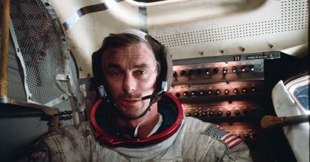 Eugene Cernan – ostatni człowiek na Księżycu. Zostawił tam nietypową pamiątkę