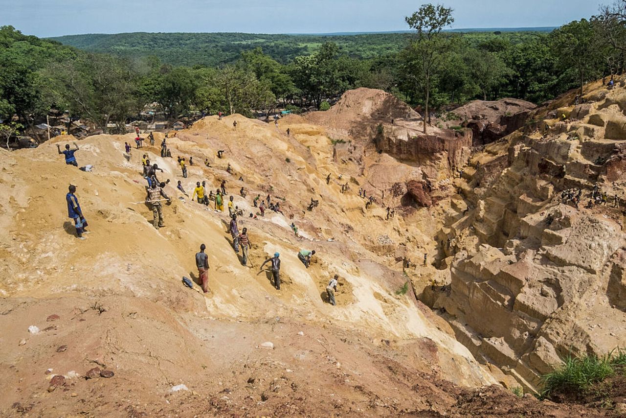 Tragiczne odkrycie w kopalni Ndassima. Stos zwłok
