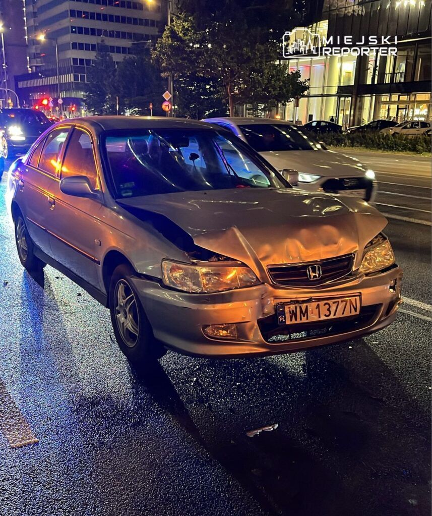 Warszawa: Zderzenie trzech aut na Woli. Jeden z kierowców został zatrzymany