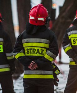 Bałtów. Zawaliła się część dachu nad lodowiskiem. Przyczyną zalegający śnieg