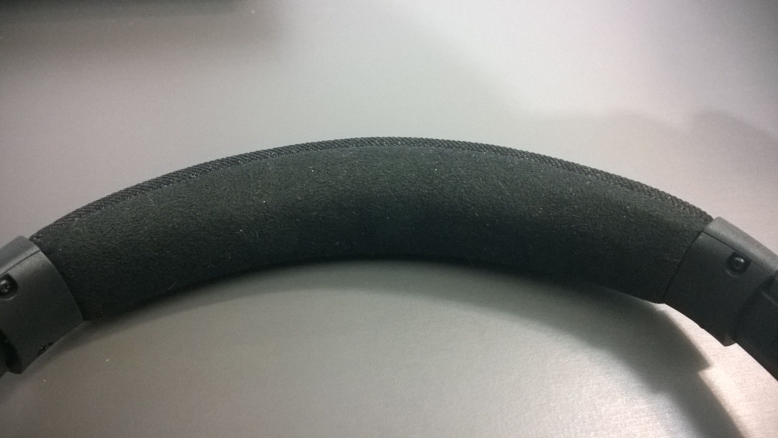 Bose QC25 – sala odsłuchowa na wynos [test] 3