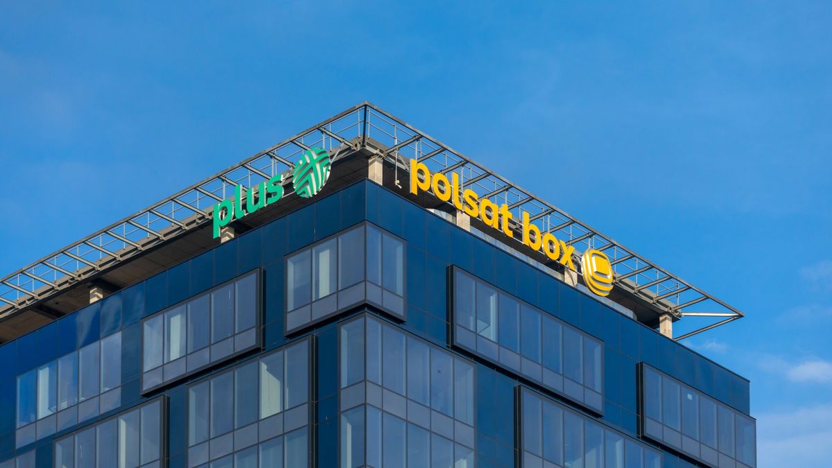 W poniedziałek polska giełda zalicza spore spadki. Wśród spółek WIG20 największe notuje Cyfrowy Polsat