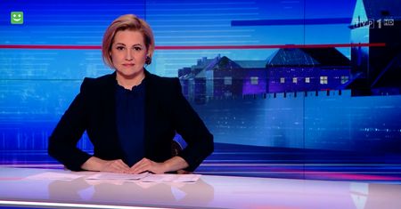 "Chce uciec". "Wiadomości" TVP uderzają w Tuska