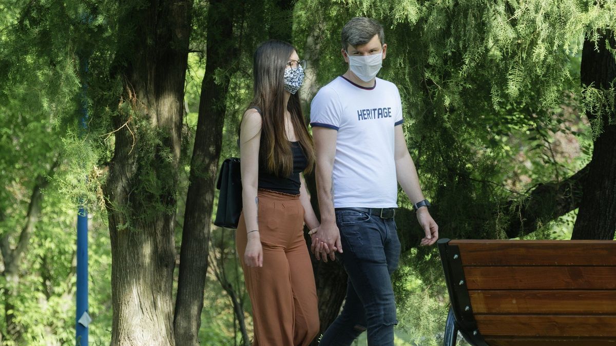 Koronawirus atakuje. Gdzie jest strefa żółta? Jakie zasady obowiązują?