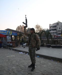 Syryjscy rebelianci prą do przodu. "Nasze siły stoją u bram miasta"