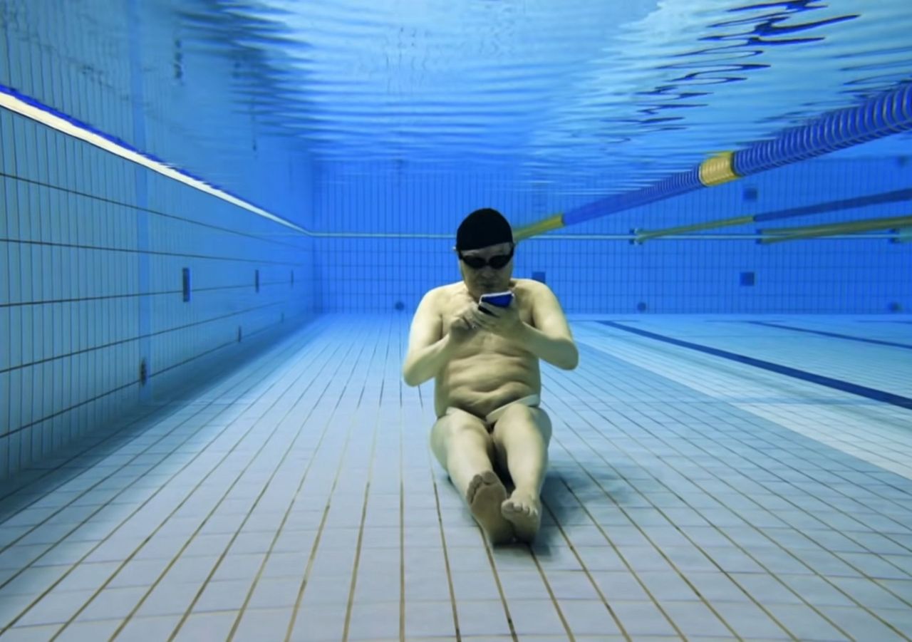 Yoshirō Nakamatsu wymyśla innowacje wstrzymując oddech pod wodą