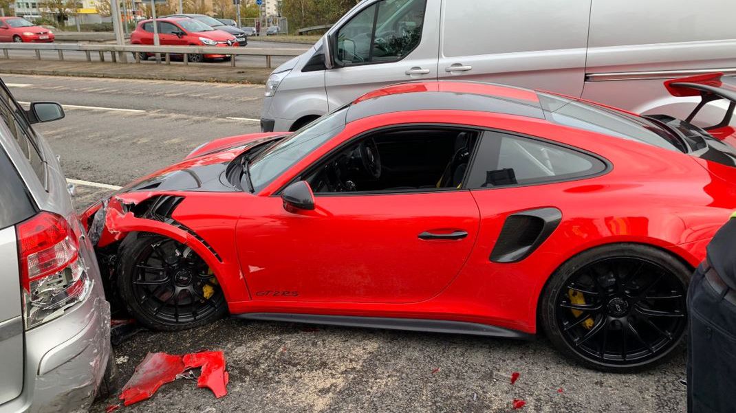 Uszkodzenia wyceniono na ponad 100 tysięcy funtów.