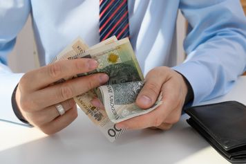 Szukają do pracy w handlu. Płacą nawet 40 tys. zł miesięcznie