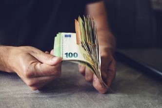 Prawo do płacenia gotówką w konstytucji. Słowacja wprowadza ważną poprawkę