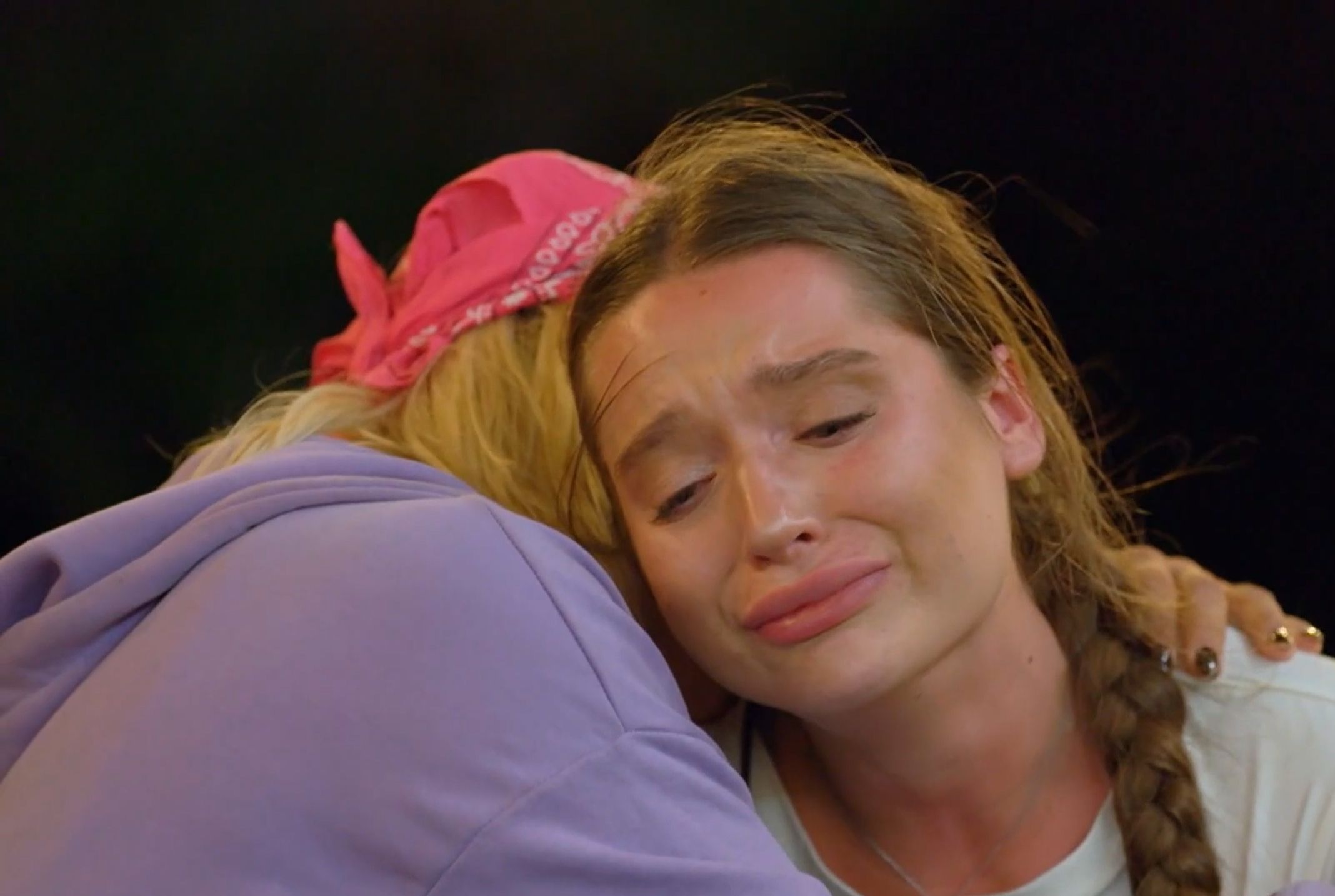 Nicole Pniewska i Agnieszka Grzelak w "Królowej przetrwania"