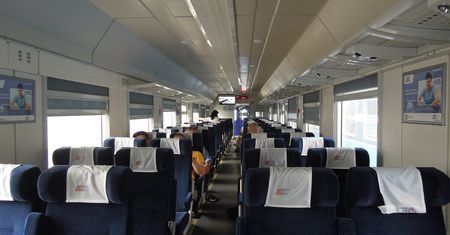 Okradali pasażerów PKP. Konduktorzy wskazywali potencjalne ofiary