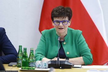 Afera w szpitalu. Dyrektor zabrał karetkę i pojechał po krewną posłanki