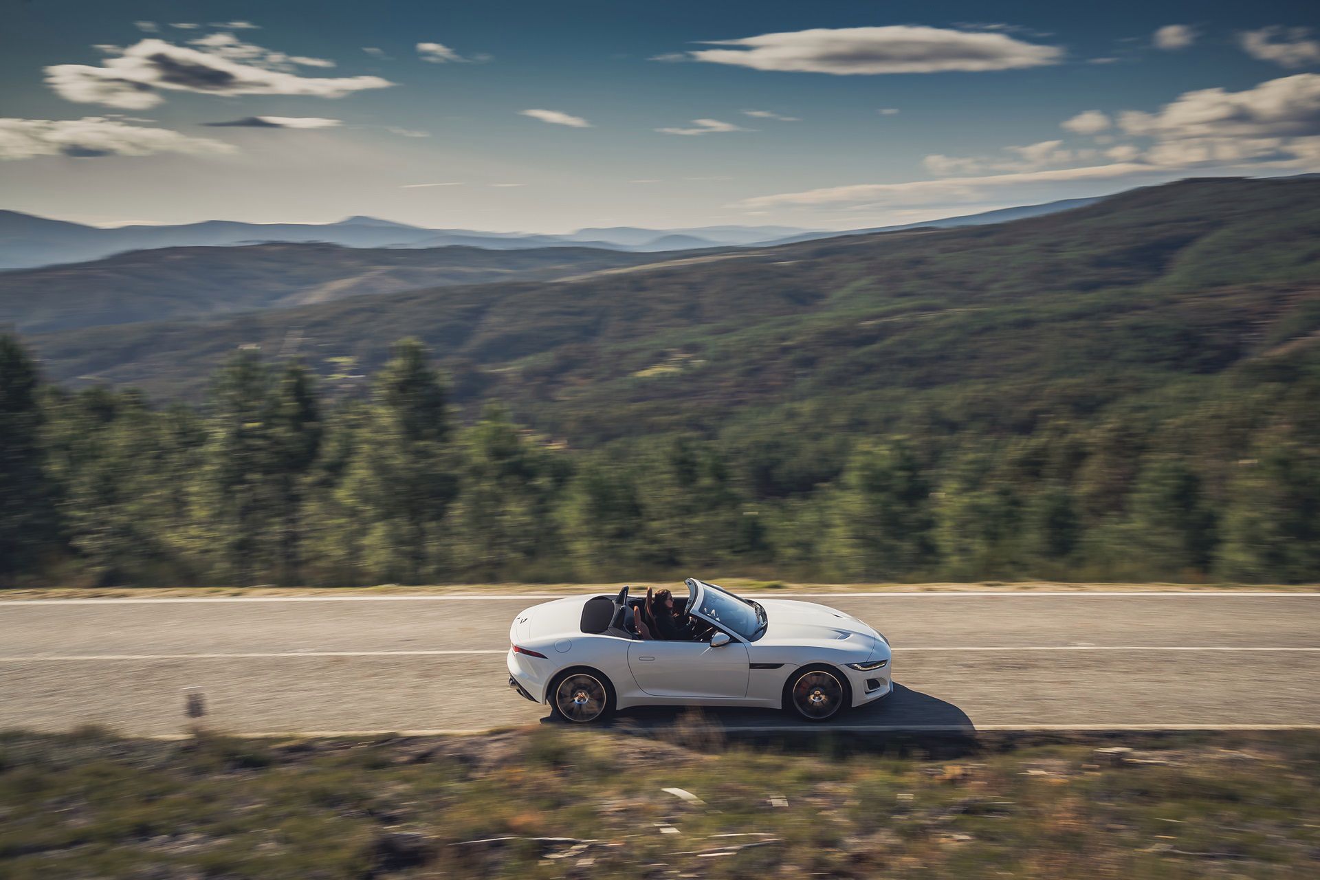 Jaguar F-Type Convertible P450 (2020) (fot. Jaguar)