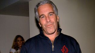 Nawet trzy gwałty dziennie. Ofiara Epsteina poskarżyła się na policję