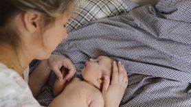 Urodzenie dzieci wpływa na stan serca. Nowe badania (WIDEO)