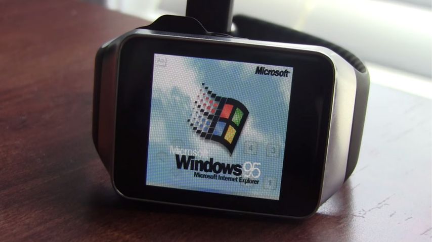 Windows 95 na zegarku Samsung Gear Live