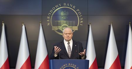 Ekonomiści mają złą wiadomość dla portfeli Polaków. "Wciąż za nisko"