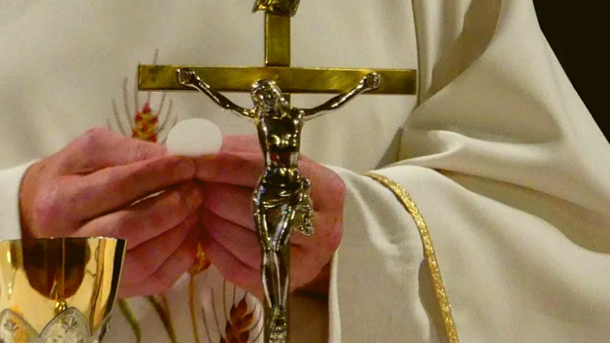 areszt wiezienie swieta ksiadz wypadek