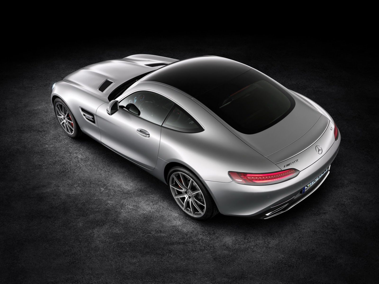 Mercedes-AMG GT na ponad 180 zdjęciach! 135